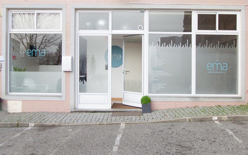 Foto da entrada do Centro EMA.