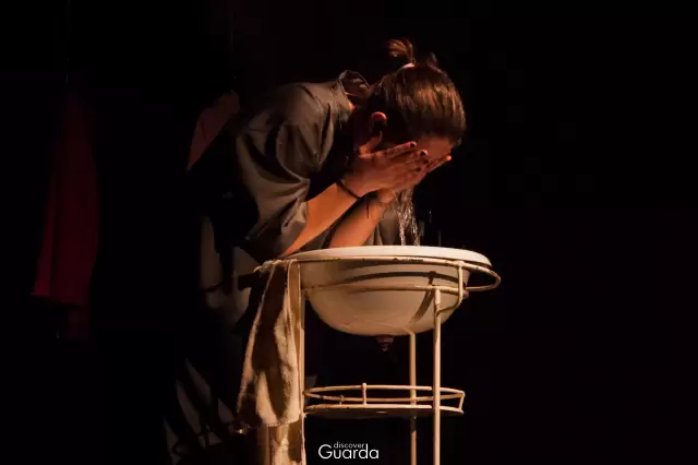 Aquilo Teatro - Peça de teatro (foto de 2012)